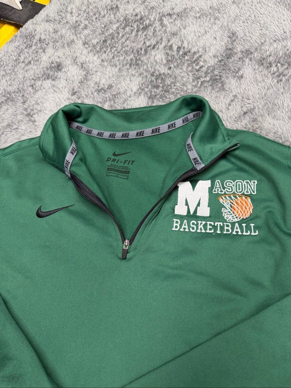 Nike Dri-FIT Mason Basketball 1/4 Zip Pullover, Size Men’s Large